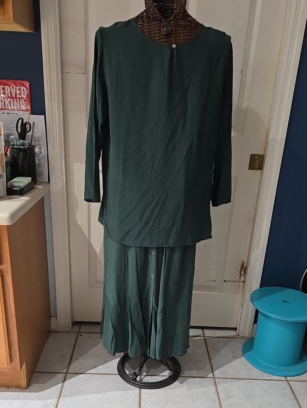 Carole Little Forest Green Silk Top And Skirt Set